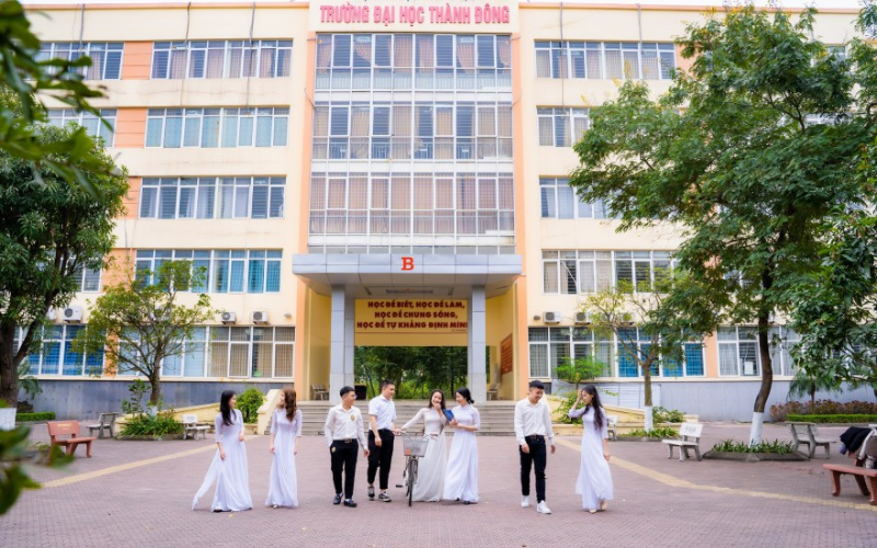 Đào tạo từ xa ngành Ngôn ngữ: Xu hướng mới trong giáo dục đại học và chiến lược của Trường Đại học Thành Đông Đào tạo từ xa ngành Ngôn ngữ: Xu hướng mới trong giáo dục đại học và chiến lược của Trường Đại học Thành Đông