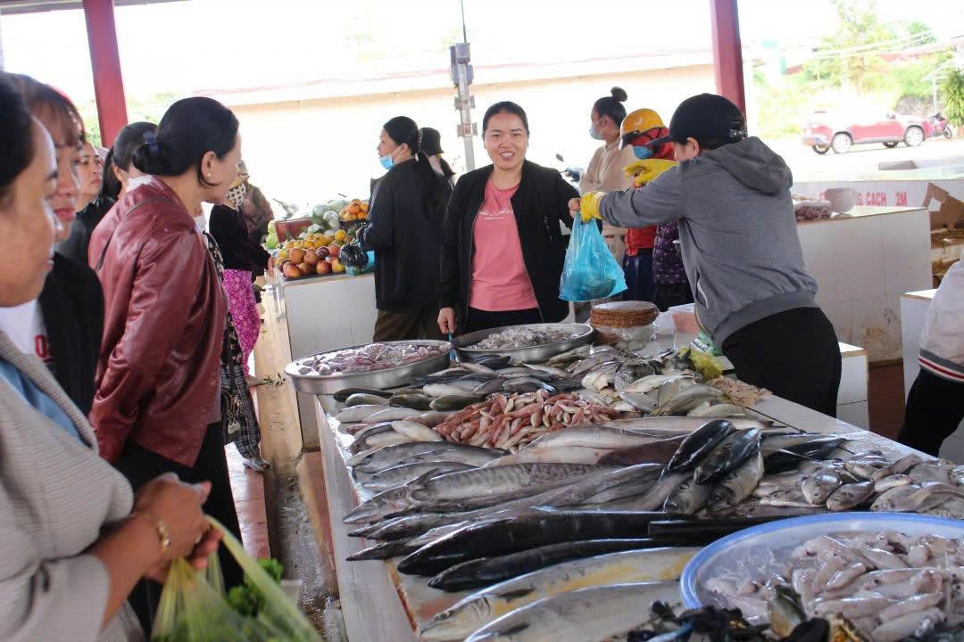 Đắk Lắk: Chính quyền địa phương mới triển khai công tác chỉnh trang đô thị và tạo dựng cảnh quan xanh, góp phần nâng cao môi trường sống