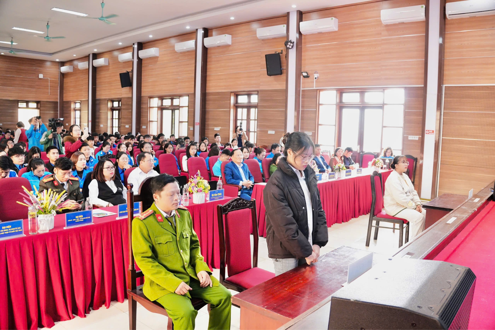 Trường Đại học Thành Đông: Phiên tòa giả định phòng, chống mua bán người Trường Đại học Thành Đông: Phiên tòa giả định phòng, chống mua bán người