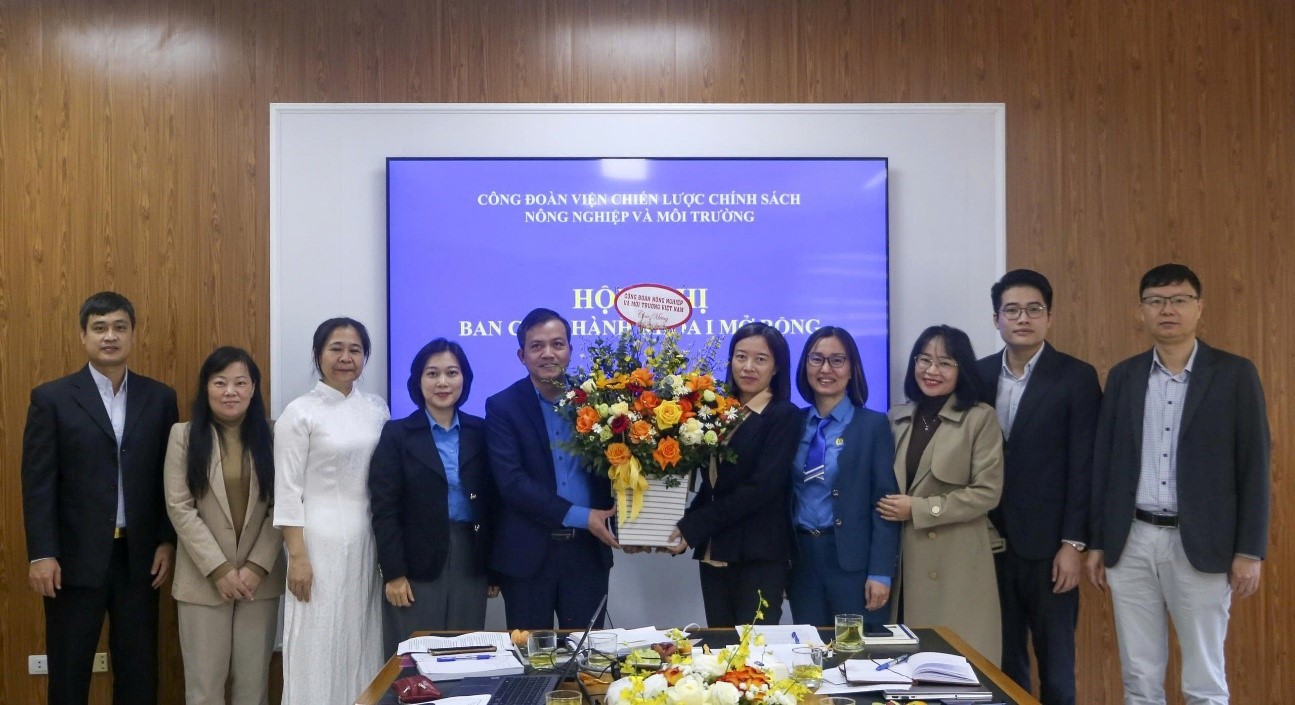 Công đoàn Viện Chiến lược, Chính sách nông nghiệp và môi trường: Đổi mới mạnh mẽ, hoạt động vững mạnh nhiệm kỳ 2025 – 2030 Công đoàn Viện Chiến lược, Chính sách nông nghiệp và môi trường: Đổi mới mạnh mẽ, hoạt động vững mạnh nhiệm kỳ 2025 – 2030