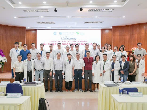 Đắk Lắk mở lớp bồi dưỡng phẫu thuật nội soi ổ bụng cho cán bộ y tế