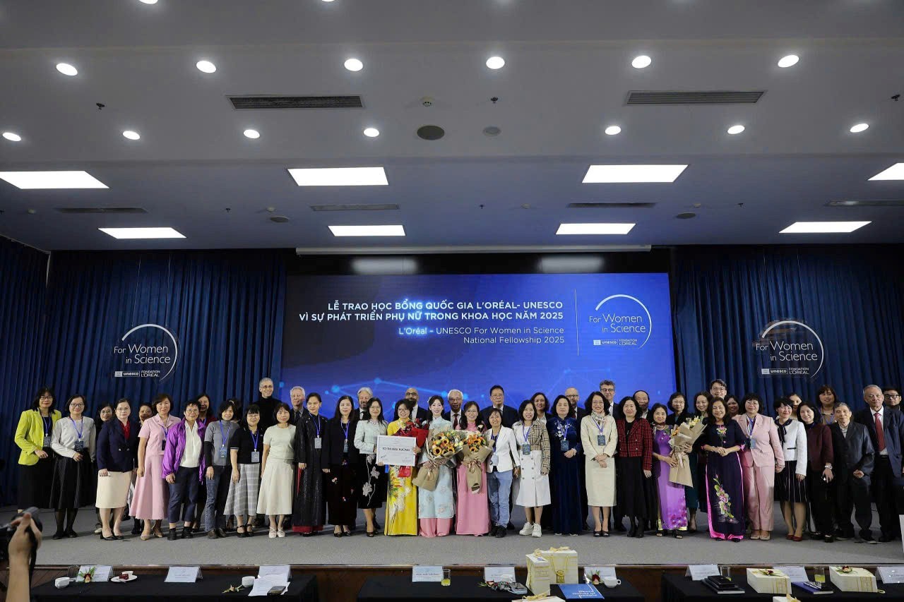 Chương trình học bổng quốc gia L’Oréal - UNESCO: 16 năm bền bỉ vinh danh các nhà khoa học nữ xuất sắc Chương trình học bổng quốc gia L’Oréal - UNESCO: 16 năm bền bỉ vinh danh các nhà khoa học nữ xuất sắc