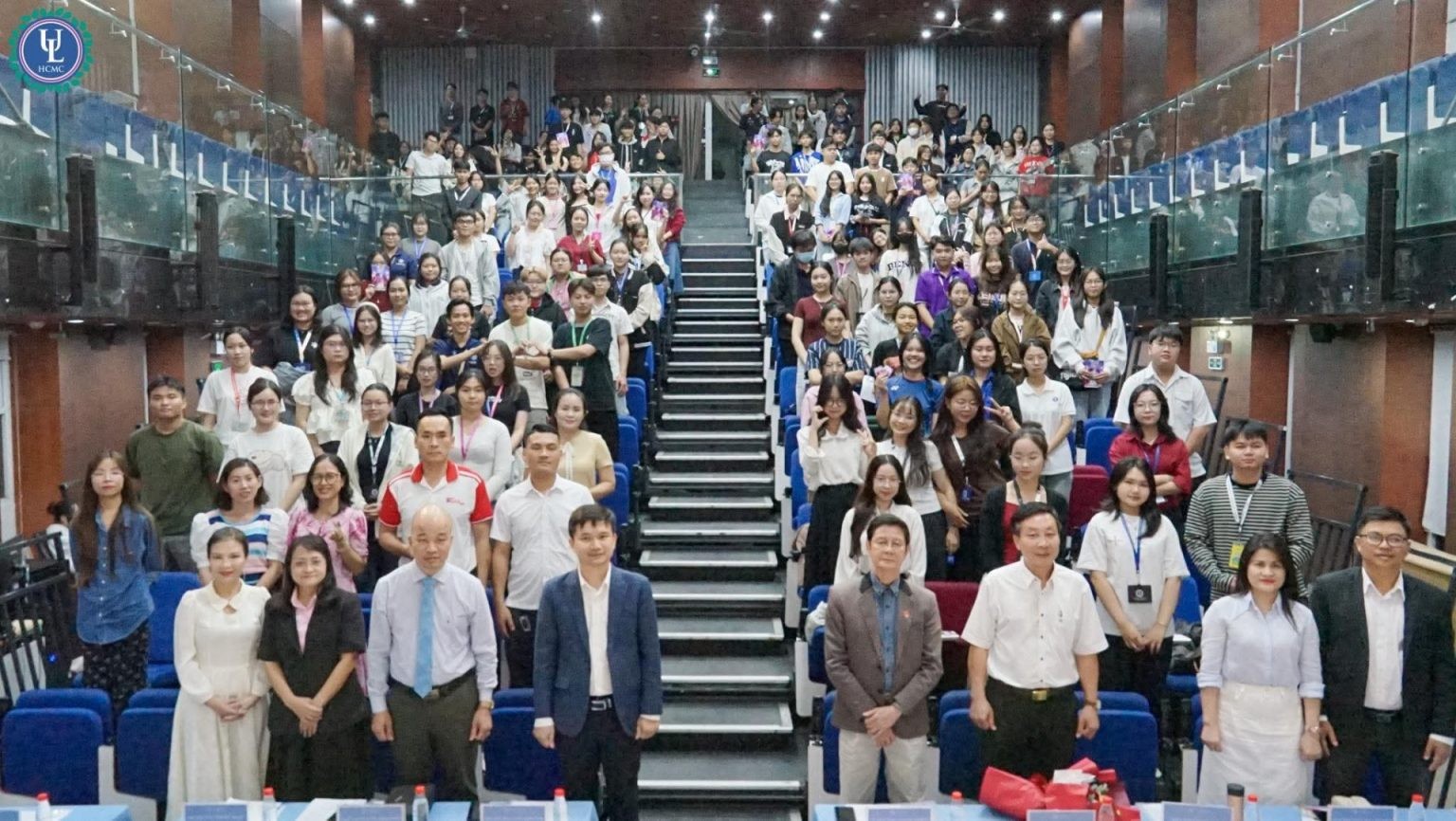 Đại học Luật TP.HCM lan tỏa giáo dục sức khỏe sinh sản cho sinh viên