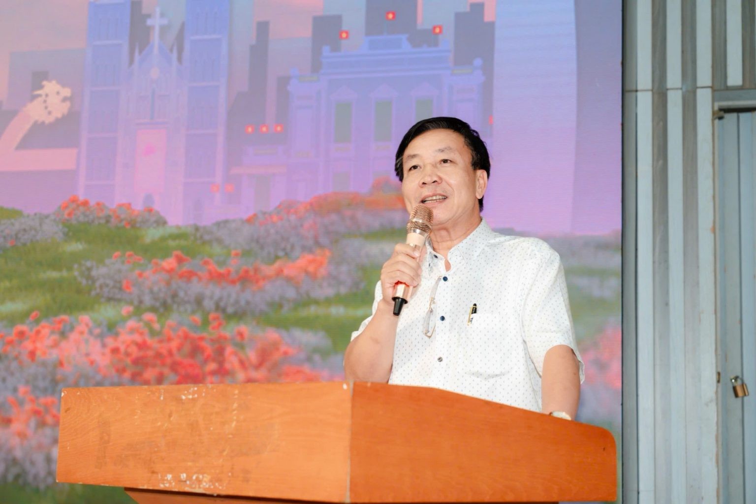 Đại học Luật TP.HCM lan tỏa giáo dục sức khỏe sinh sản cho sinh viên