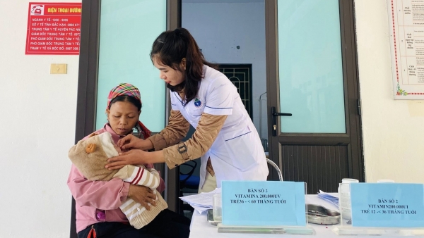 Hành trình vì sự bình đẳng trong tiếp cận y tế tại Thái Nguyên: Những con số biết nói và những câu chuyện biết chạm