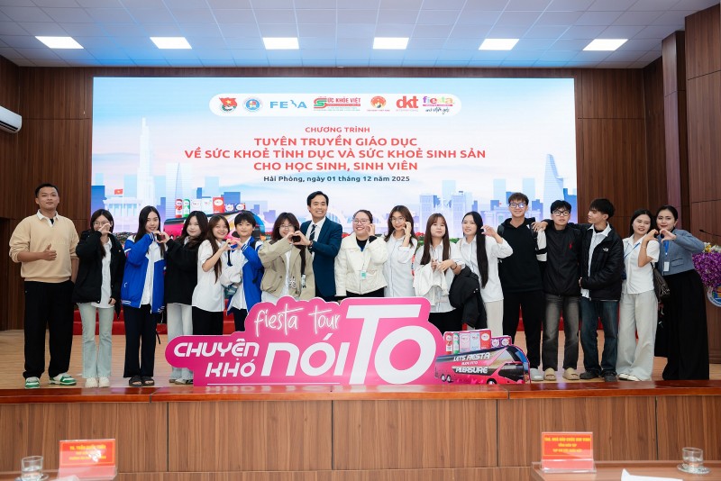 Sinh viên Đại học Hải Phòng bùng nổ năng lượng trong chương trình giáo dục sức khỏe tình dục – sinh sản 2025 Sinh viên Đại học Hải Phòng bùng nổ năng lượng trong chương trình giáo dục sức khỏe tình dục – sinh sản 2025