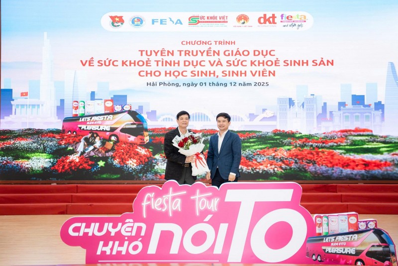Sinh viên Đại học Hải Phòng bùng nổ năng lượng trong chương trình giáo dục sức khỏe tình dục – sinh sản 2025 Sinh viên Đại học Hải Phòng bùng nổ năng lượng trong chương trình giáo dục sức khỏe tình dục – sinh sản 2025