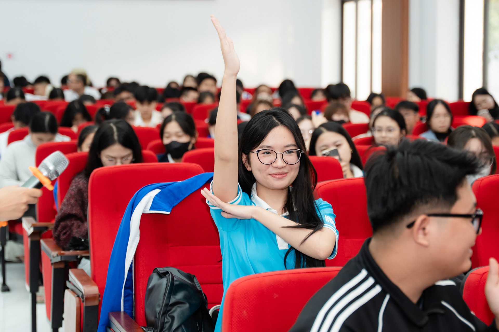 Sinh viên Đại học Hải Phòng bùng nổ năng lượng trong chương trình giáo dục sức khỏe tình dục – sinh sản 2025 Sinh viên Đại học Hải Phòng bùng nổ năng lượng trong chương trình giáo dục sức khỏe tình dục – sinh sản 2025
