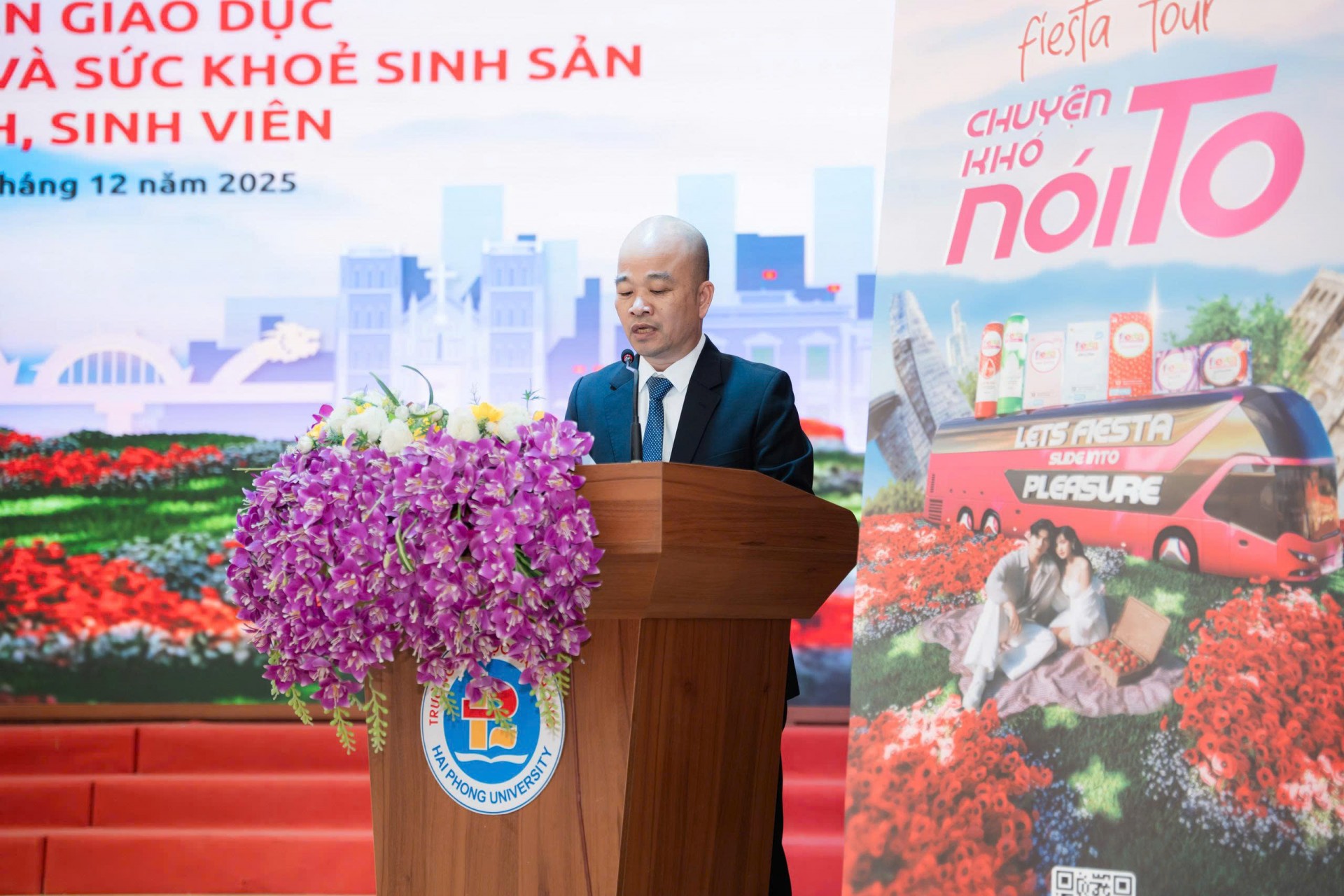 Sinh viên Đại học Hải Phòng bùng nổ năng lượng trong chương trình giáo dục sức khỏe tình dục – sinh sản 2025 Sinh viên Đại học Hải Phòng bùng nổ năng lượng trong chương trình giáo dục sức khỏe tình dục – sinh sản 2025