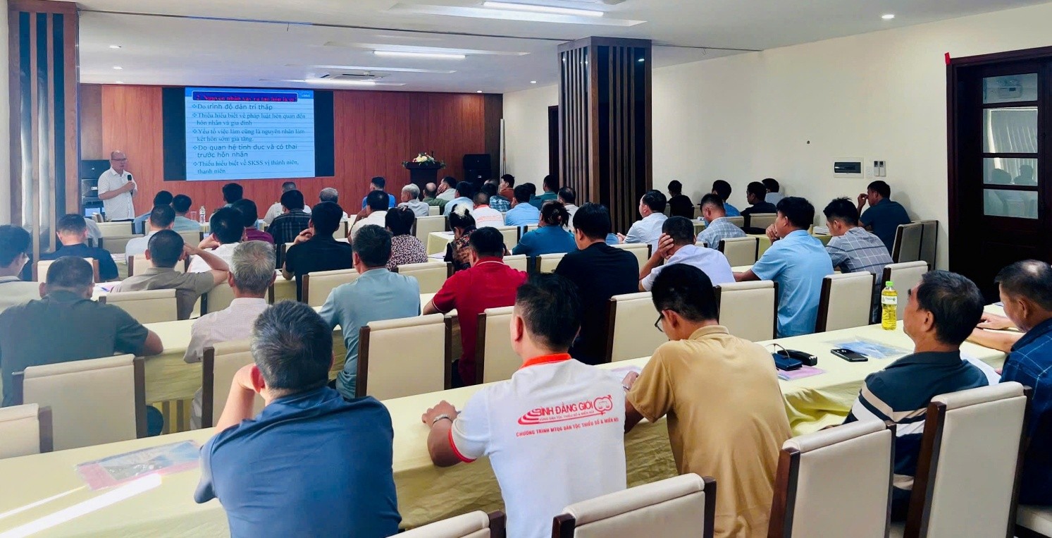 Tăng cường năng lực tuyên truyền cấp xã tại Thái Nguyên: Chung tay đẩy lùi tảo hôn và hôn nhân cận huyết thống Tăng cường năng lực tuyên truyền cấp xã tại Thái Nguyên: Chung tay đẩy lùi tảo hôn và hôn nhân cận huyết thống