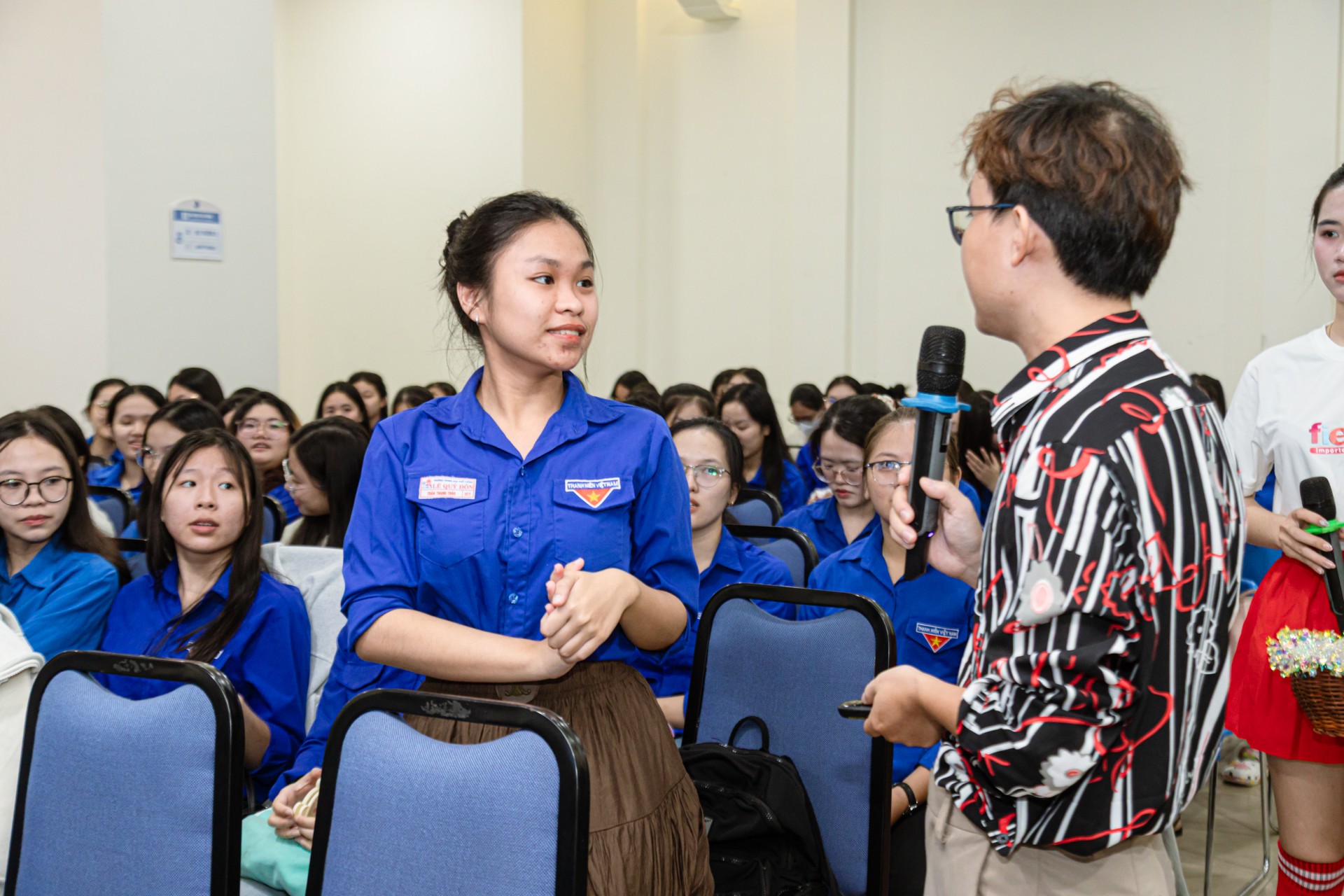 Thắp sáng trí thức chăm sóc sức khỏe sinh sản và tình dục cho sinh viên trường Đại học Đà Nẵng Thắp sáng trí thức chăm sóc sức khỏe sinh sản và tình dục cho sinh viên trường Đại học Đà Nẵng