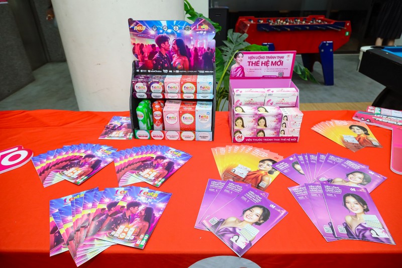 Thắp sáng trí thức chăm sóc sức khỏe sinh sản và tình dục cho sinh viên trường Đại học Đà Nẵng Thắp sáng trí thức chăm sóc sức khỏe sinh sản và tình dục cho sinh viên trường Đại học Đà Nẵng