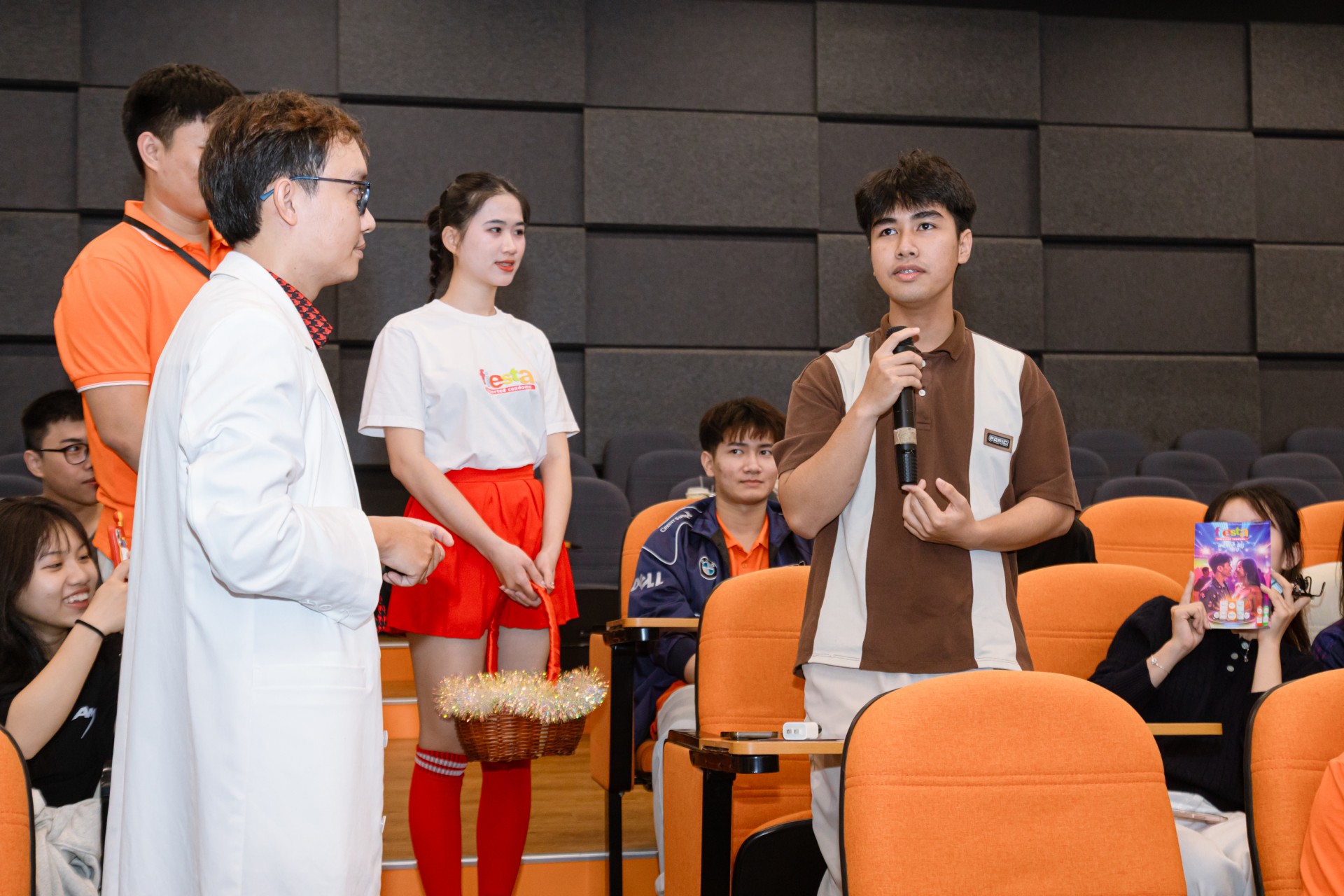 Lan tỏa tri thức – Truyền cảm hứng sống khỏe cho sinh viên Đại học FPT Đà Nẵng Lan tỏa tri thức – Truyền cảm hứng sống khỏe cho sinh viên Đại học FPT Đà Nẵng