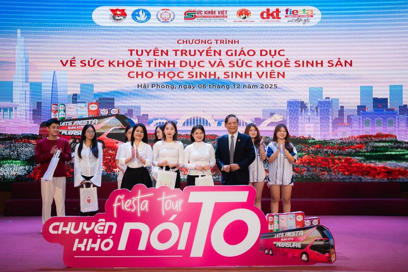 Sức trẻ Đại học Hàng Hải Việt Nam lan tỏa thông điệp sống an toàn – yêu có trách nhiệm Sức trẻ Đại học Hàng Hải Việt Nam lan tỏa thông điệp sống an toàn – yêu có trách nhiệm