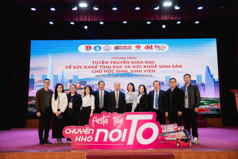 Sức trẻ Đại học Hàng Hải Việt Nam lan tỏa thông điệp sống an toàn – yêu có trách nhiệm Sức trẻ Đại học Hàng Hải Việt Nam lan tỏa thông điệp sống an toàn – yêu có trách nhiệm