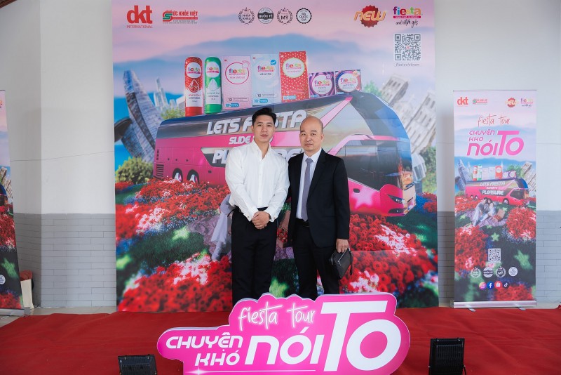 Sức trẻ Đại học Hàng Hải Việt Nam lan tỏa thông điệp sống an toàn – yêu có trách nhiệm Sức trẻ Đại học Hàng Hải Việt Nam lan tỏa thông điệp sống an toàn – yêu có trách nhiệm