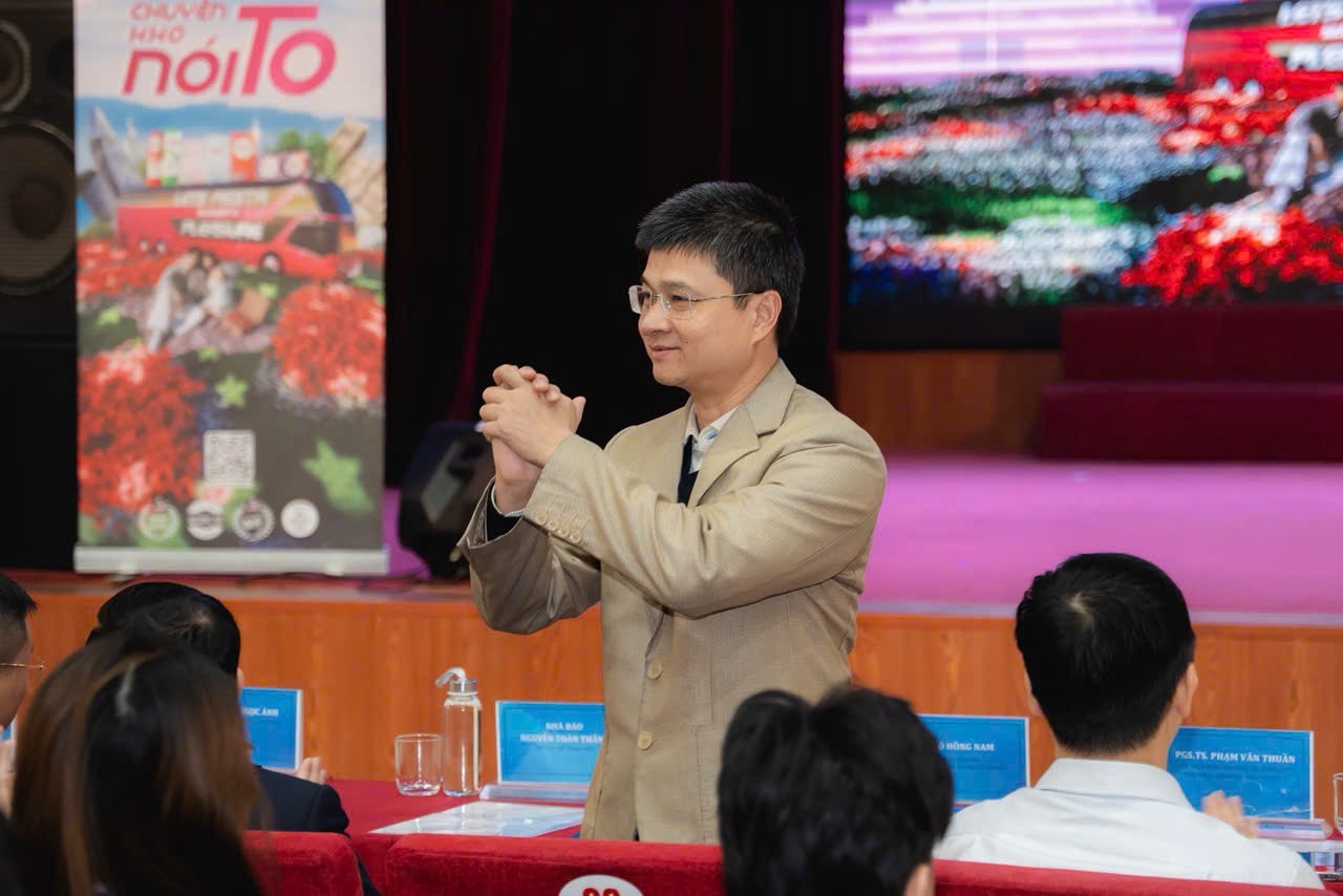 Sức trẻ sinh viên Đại học Hàng Hải Việt Nam lan tỏa thông điệp sống an toàn – yêu có trách nhiệm Sức trẻ sinh viên Đại học Hàng Hải Việt Nam lan tỏa thông điệp sống an toàn – yêu có trách nhiệm