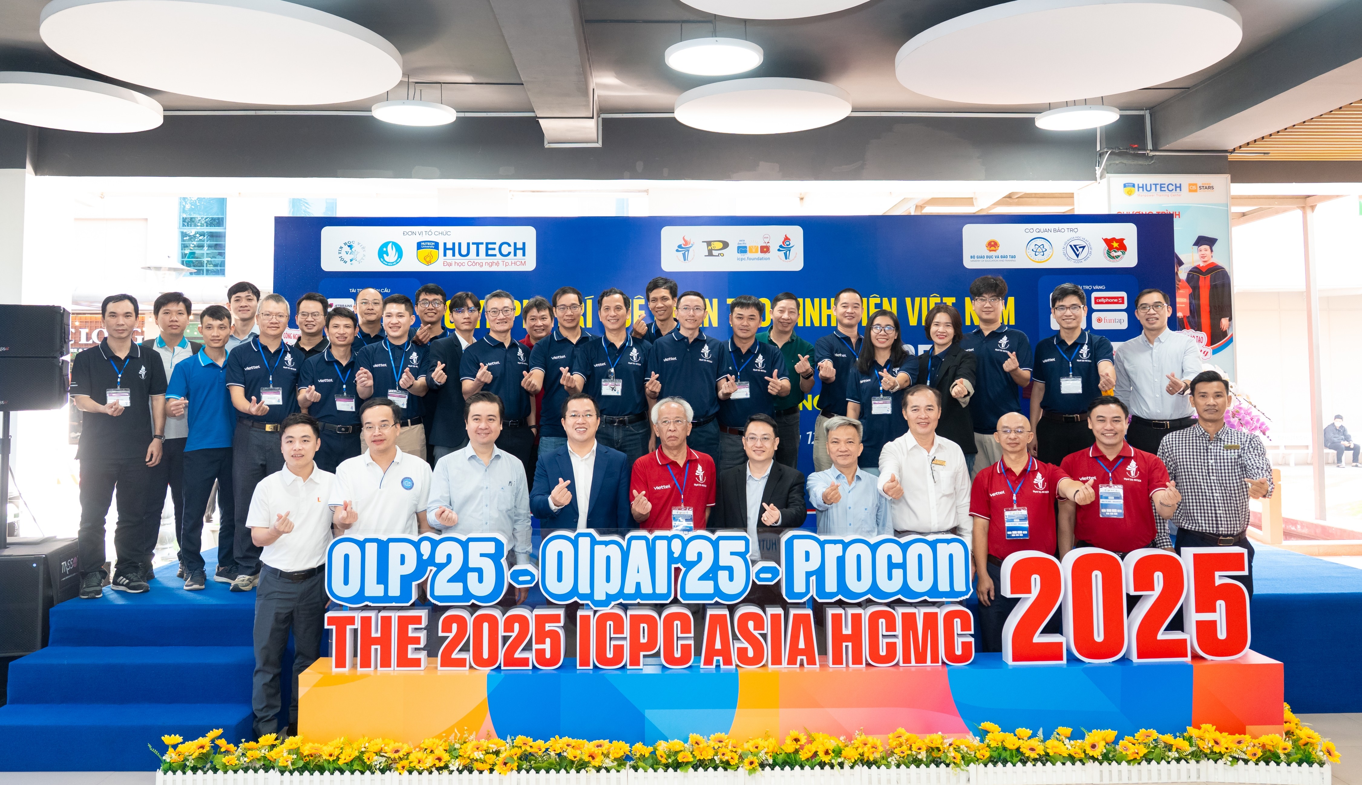 Gần 200 thí sinh bước vào kỳ thi Olympic Trí tuệ nhân tạo Sinh viên Việt Nam lần đầu tiên