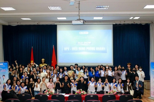 Hành trình lan tỏa kiến thức sức khỏe sinh sản đến cộng đồng sinh viên