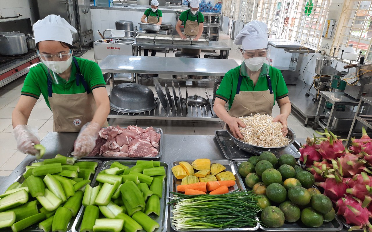 Nâng cao nhận thức ATTP cho hộ sản xuất nhỏ lẻ: Vai trò của truyền thông khoa học Nâng cao nhận thức ATTP cho hộ sản xuất nhỏ lẻ: Vai trò của truyền thông khoa học