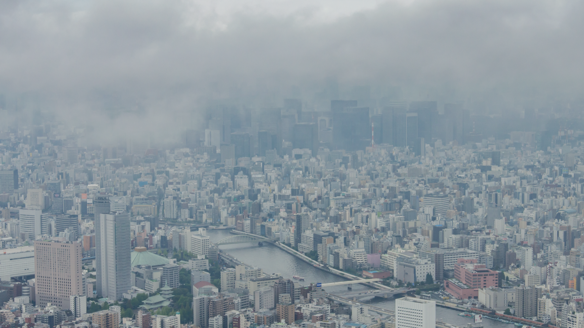 Bụi mịn PM2.5: Thứ “không thấy” nhưng tác hại khó lường tới sức khỏe Bụi mịn PM2.5: Thứ “không thấy” nhưng tác hại khó lường tới sức khỏe