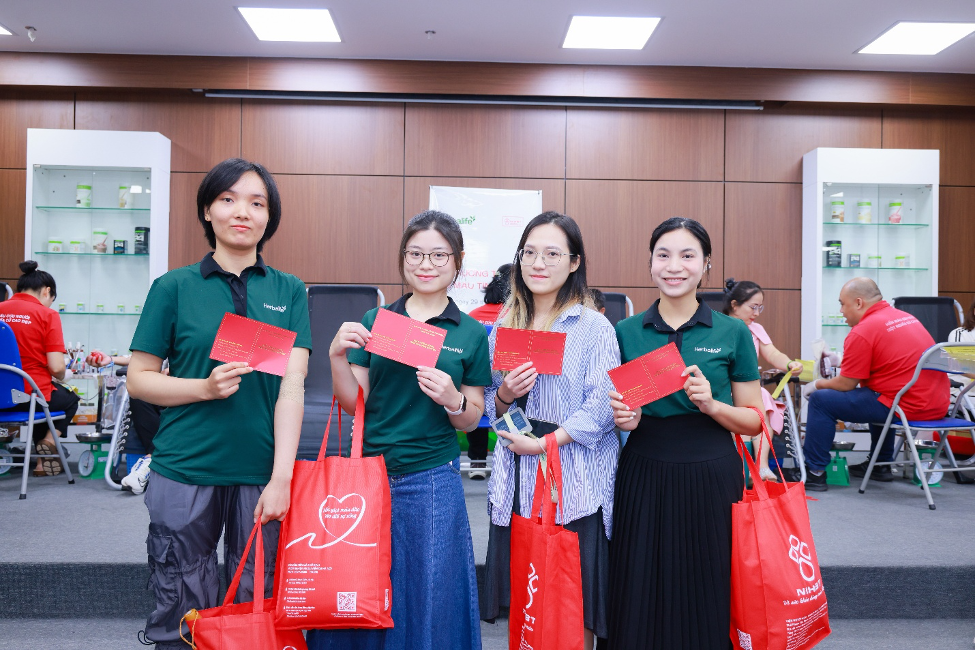 Tôn vinh mô hình kinh doanh theo cách tạo ra giá trị lâu dài về kinh tế và xã hội