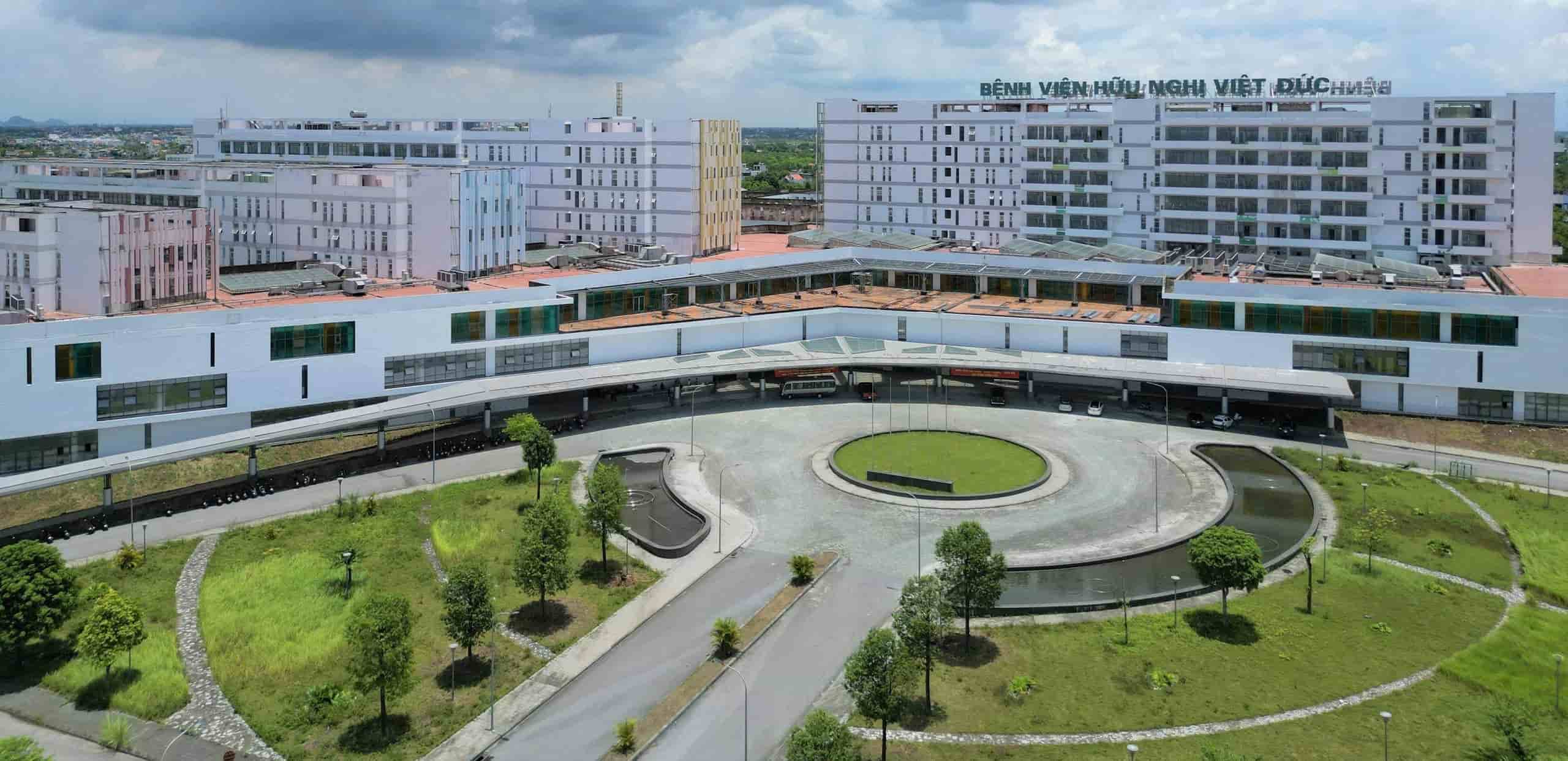 Cận cảnh cơ sở 2 Bệnh viện Bạch Mai và Việt Đức sẵn sàng về đích trước 30.11