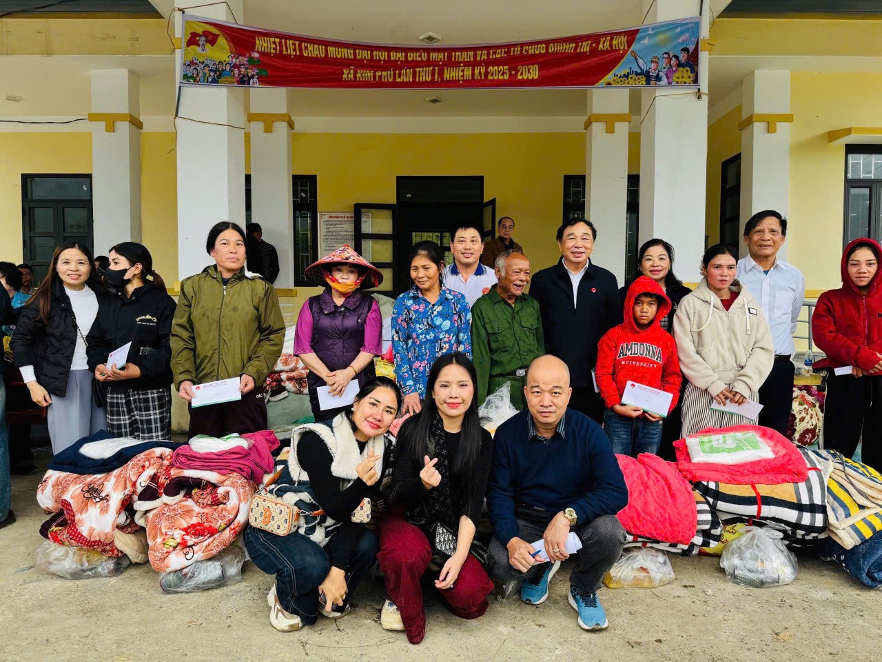 Hội Nam Y Việt Nam và hành trình lan tỏa yêu thương đến 280 hộ đồng bào Rục ở Kim Phú (Quảng Trị)