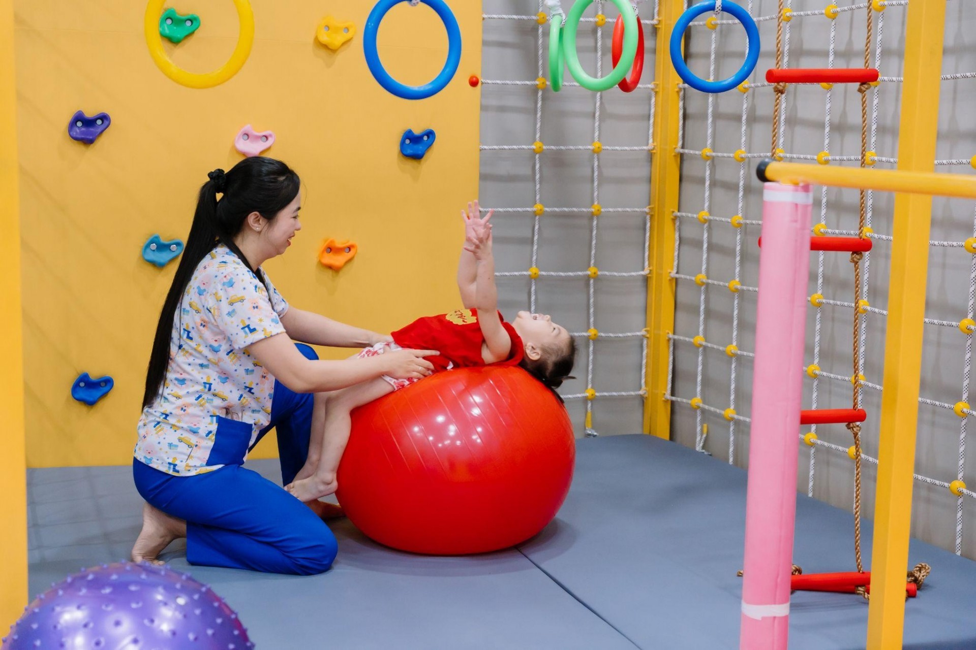 Tâm lý Nhi 315 – Hiểu con sớm, đồng hành đúng để con phát triển toàn diện Tâm lý Nhi 315 – Hiểu con sớm, đồng hành đúng để con phát triển toàn diện