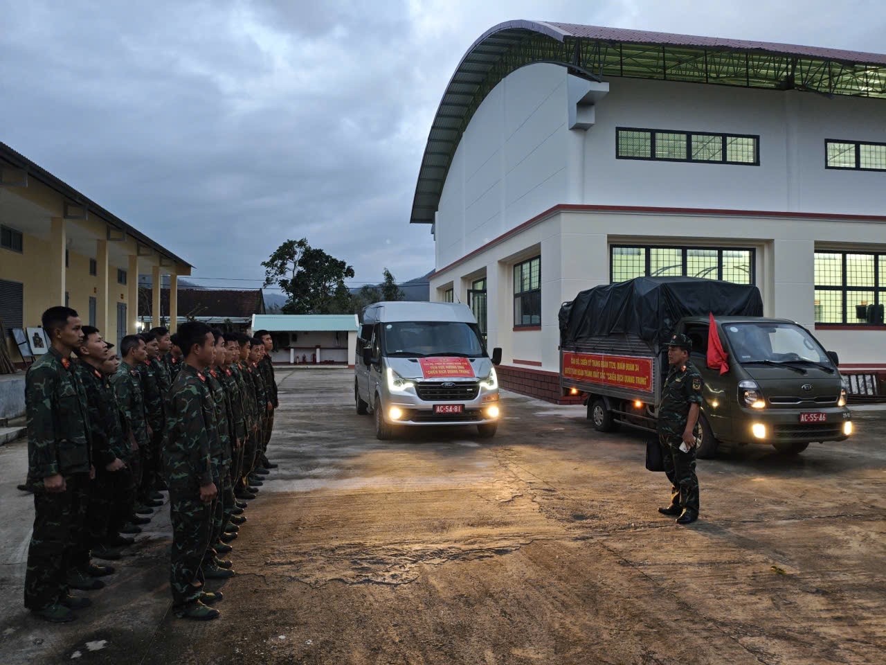 Gia Lai: Quân đoàn 34 ra quân “Chiến dịch Quang Trung” hỗ trợ người dân khắc phục thiên tai Gia Lai: Quân đoàn 34 ra quân “Chiến dịch Quang Trung” hỗ trợ người dân khắc phục thiên tai