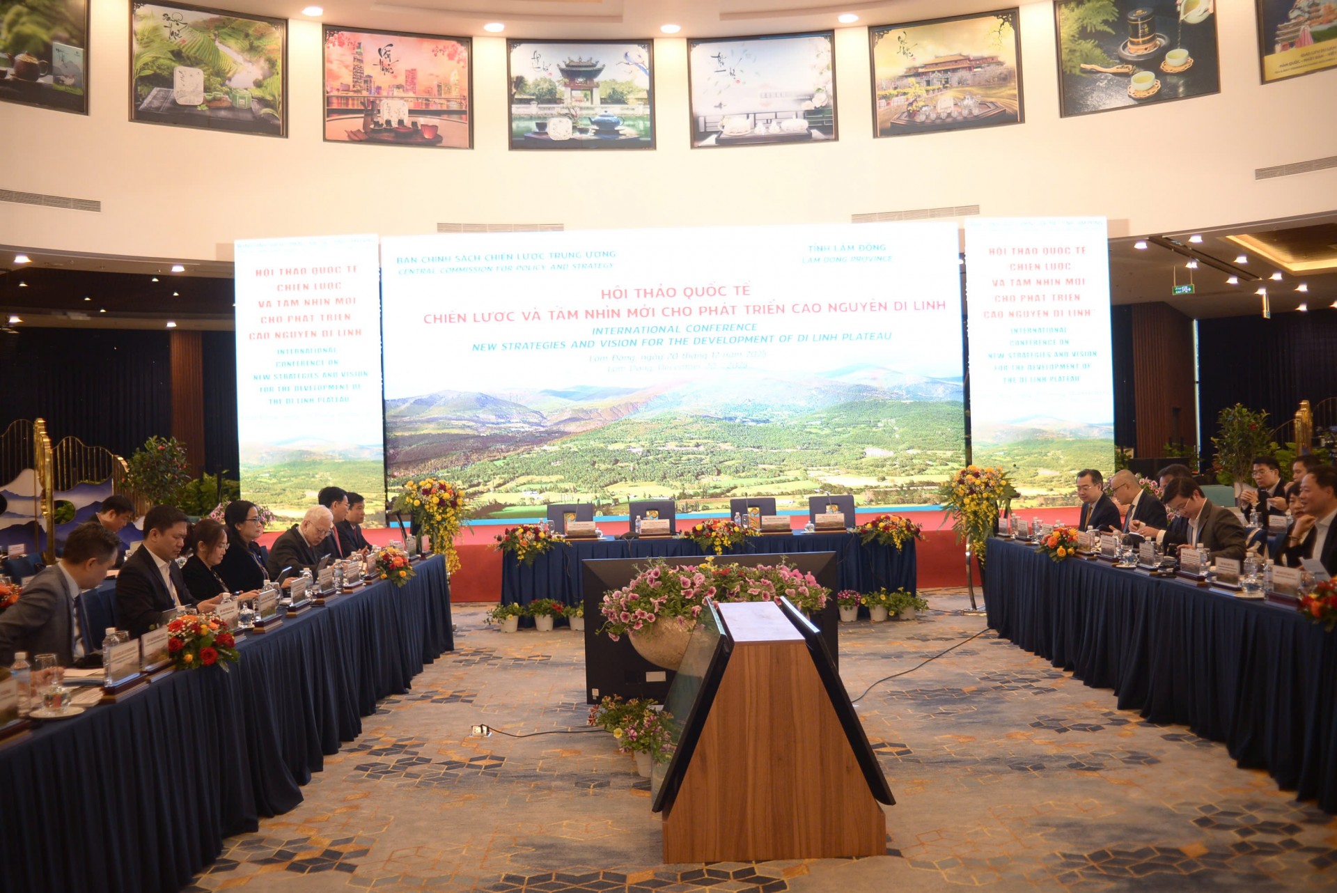 Khai mạc Hội thảo quốc tế “Chiến lược và tầm nhìn mới cho phát triển Cao nguyên Di Linh”