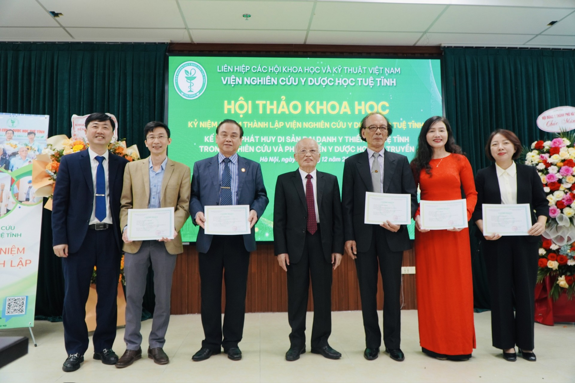 Viện Nghiên cứu Y Dược học Tuệ Tĩnh: Trang trọng Lễ kỷ niệm 5 năm thành lập và Hội thảo khoa học Kế thừa di sản Đại Danh y Tuệ Tĩnh