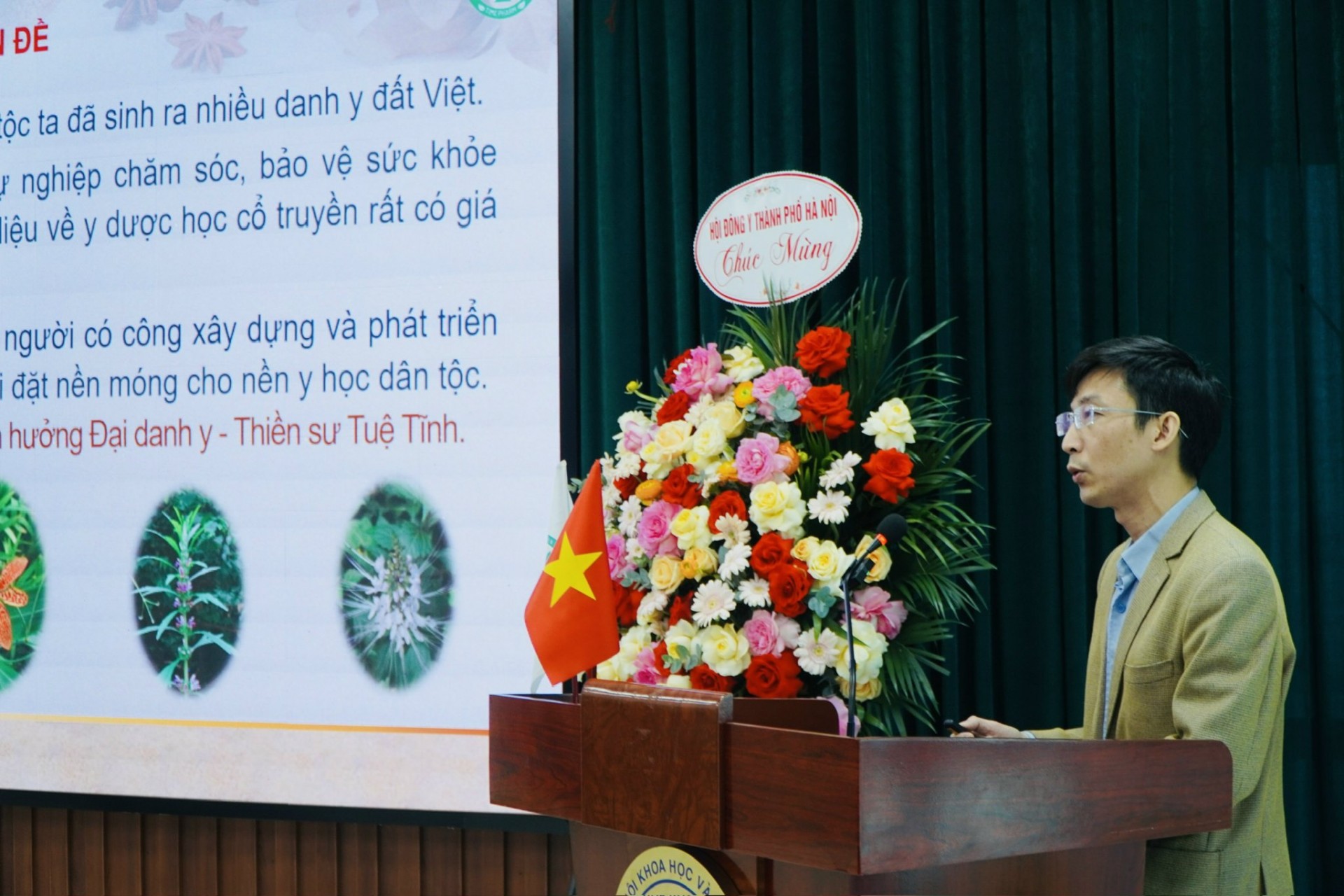 Viện Nghiên cứu Y Dược học Tuệ Tĩnh: Trang trọng Lễ kỷ niệm 5 năm thành lập và Hội thảo khoa học Kế thừa di sản Đại Danh y Tuệ Tĩnh