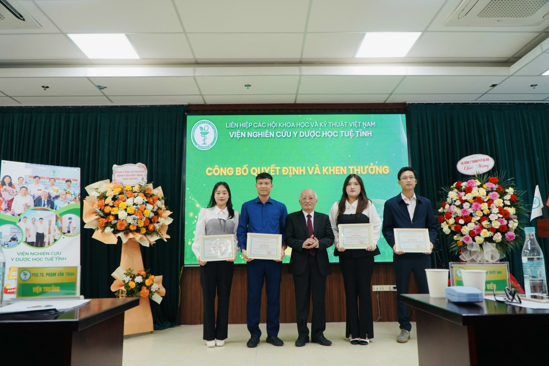 Viện Nghiên cứu Y Dược học Tuệ Tĩnh: Trang trọng Lễ kỷ niệm 5 năm thành lập và Hội thảo khoa học Kế thừa di sản Đại Danh y Tuệ Tĩnh