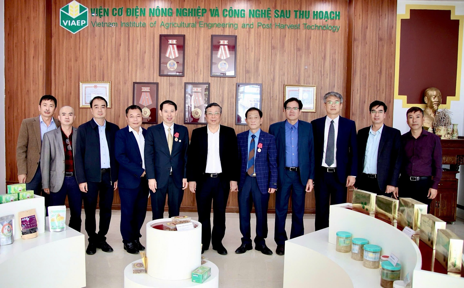 Viện Cơ điện nông nghiệp và Công nghệ sau thu hoạch: Tạo nền tảng khoa học – công nghệ cho phát triển nông nghiệp hiện đại Viện Cơ điện nông nghiệp và Công nghệ sau thu hoạch: Tạo nền tảng khoa học – công nghệ cho phát triển nông nghiệp hiện đại