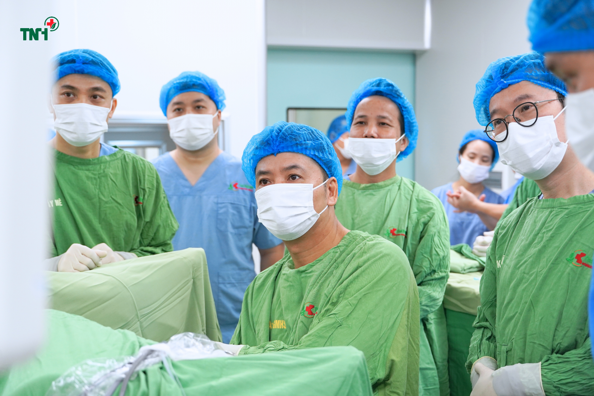 Hệ thống bệnh viện TNH tiên phong triển khai liệu pháp hơi nước rezum trong điều trị phì đại Tuyến Tiền liệt