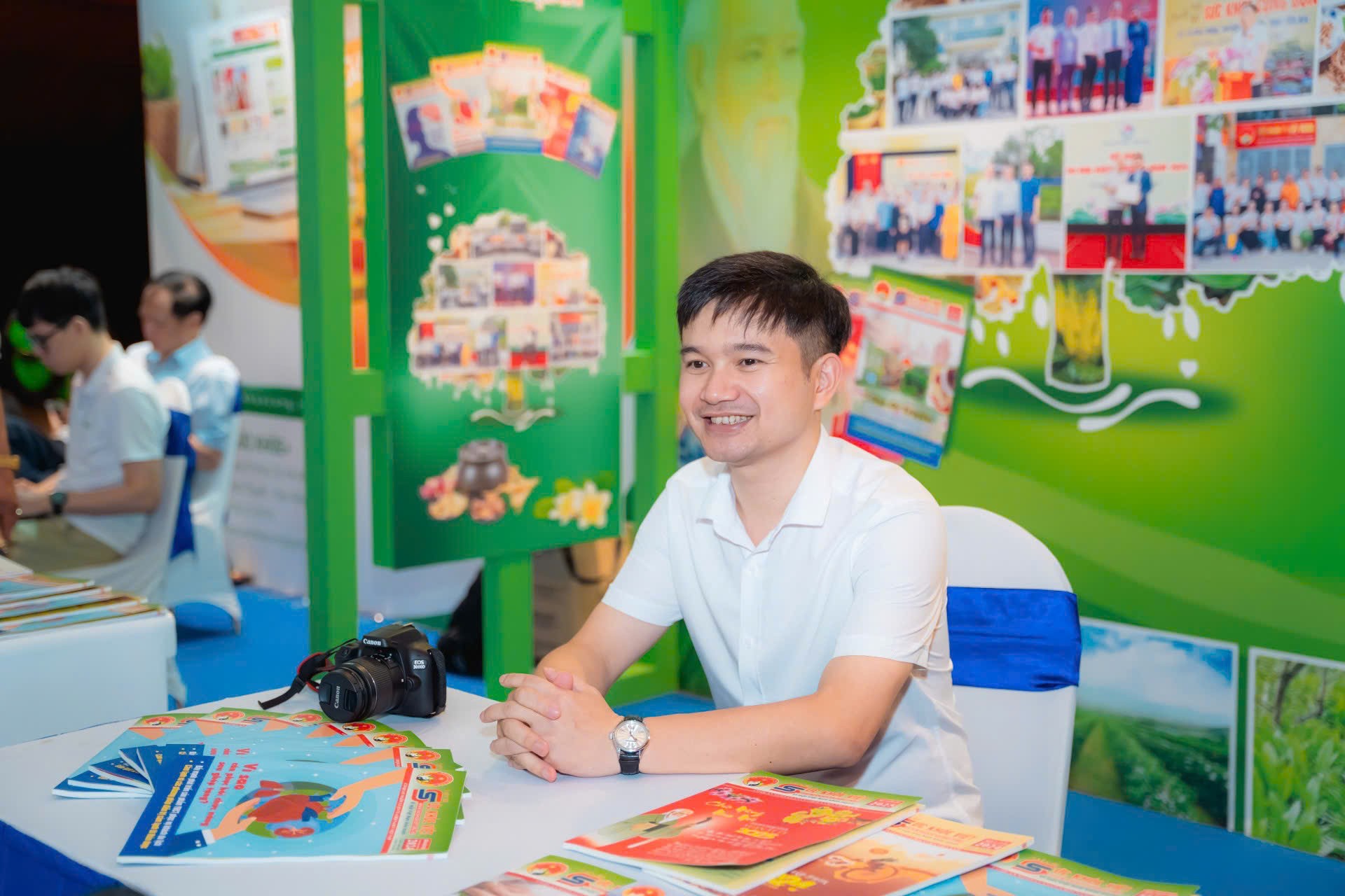 Tạp chí Sức khỏe Việt bền bỉ lan tỏa giá trị Nam Y, vững vàng bước vào Năm mới - Bính Ngọ Tạp chí Sức khỏe Việt bền bỉ lan tỏa giá trị Nam Y, vững vàng bước vào Năm mới - Bính Ngọ