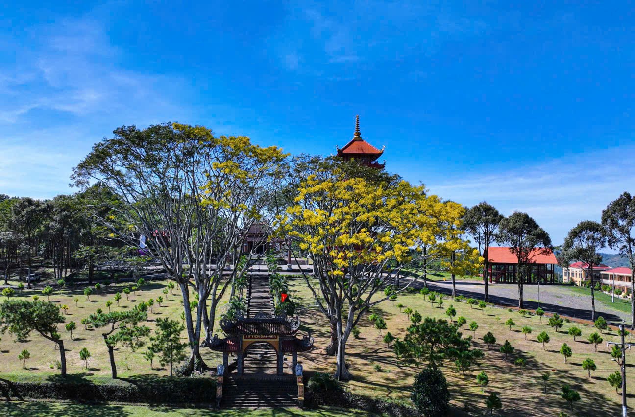 Tu viện Bát Nhã – Không gian tu học thanh tịnh giữa cao nguyên Lâm Đồng