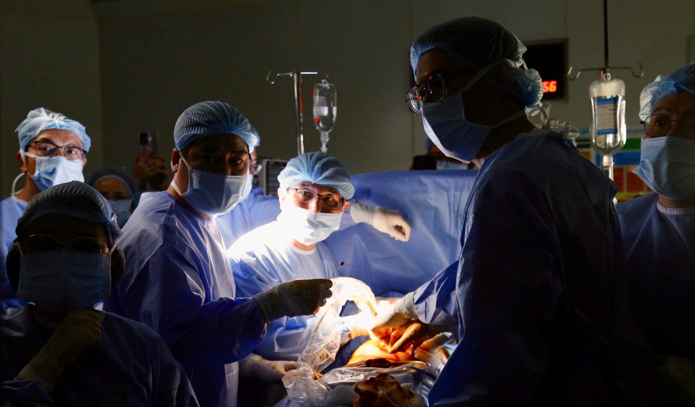 Lần đầu can thiệp thông tim bào thai chỉ trong 30 phút