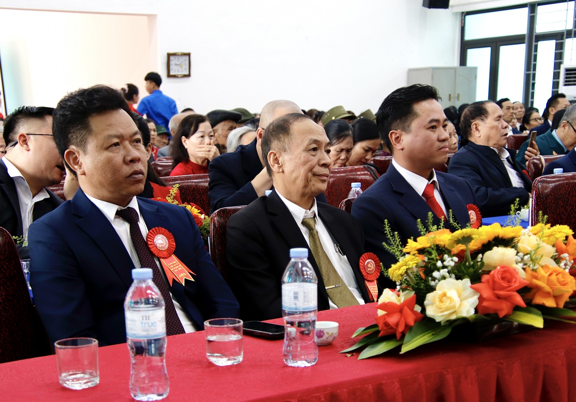 Phát hành cuốn “Lịch sử hình thành, phát triển của Chi bộ Đảng và Nhân dân thôn Ngọc Chi”