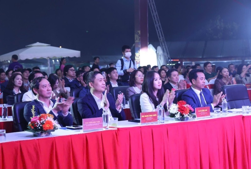 Hội chợ “Made in VietNam” 2025: Tăng cường kết nối giao thương, đưa hàng Việt đến tay người tiêu dùng Hội chợ “Made in VietNam” 2025: Tăng cường kết nối giao thương, đưa hàng Việt đến tay người tiêu dùng