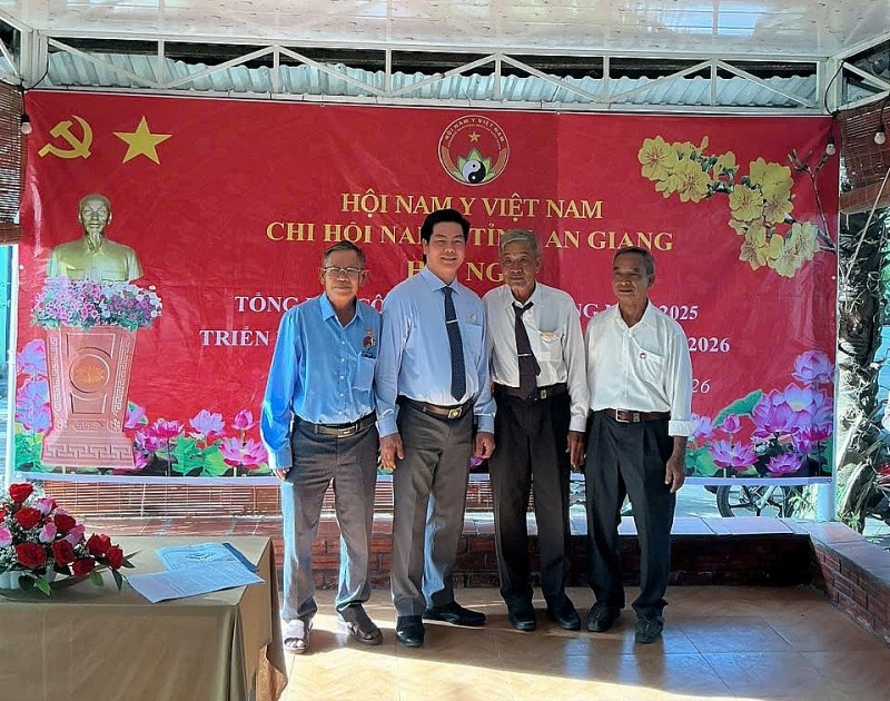 Chi hội Nam y tỉnh An Giang tổng kết hoạt động năm 2025, đề ra mục tiêu phát triển vững mạnh trong năm 2026 Chi hội Nam y tỉnh An Giang tổng kết hoạt động năm 2025, đề ra mục tiêu phát triển vững mạnh trong năm 2026