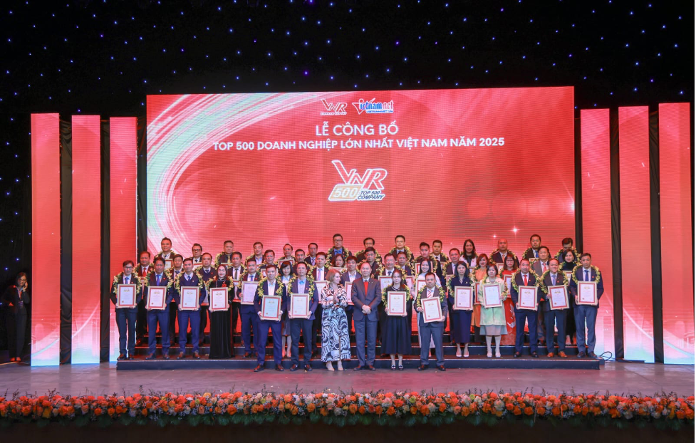 Top 500 doanh nghiệp lớn nhất Việt Nam: Vinh danh hiệu quả kinh doanh, cam kết minh bạch Top 500 doanh nghiệp lớn nhất Việt Nam: Vinh danh hiệu quả kinh doanh, cam kết minh bạch