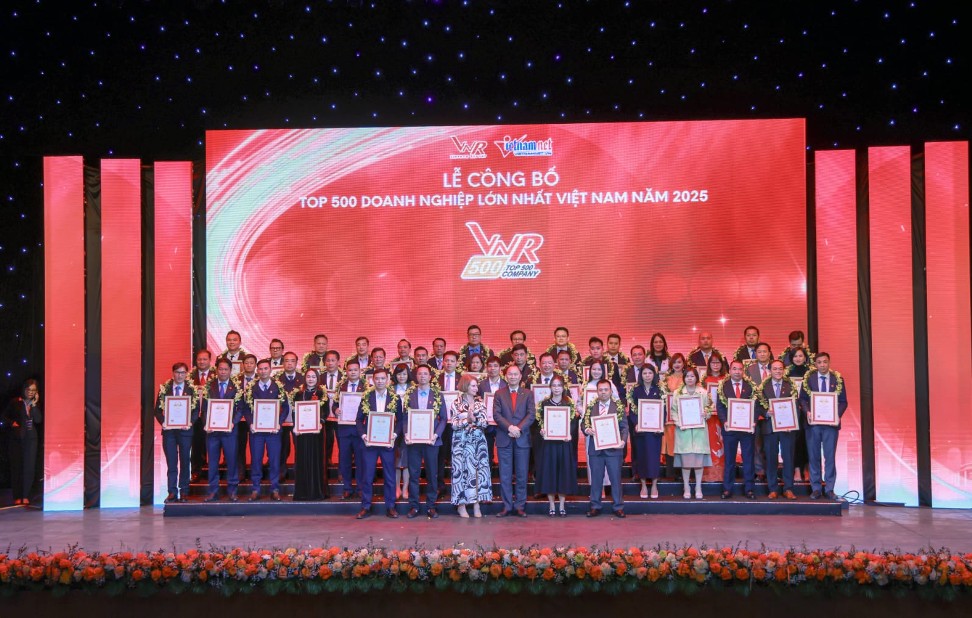 Top 500 doanh nghiệp lớn nhất Việt Nam: Vinh danh hiệu quả kinh doanh, cam kết minh bạch