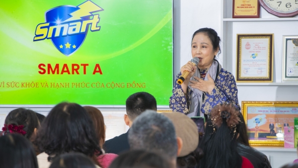 Đại tá, NSND Ngọc Thư và câu chuyện “nhân chứng sống” với Smart A