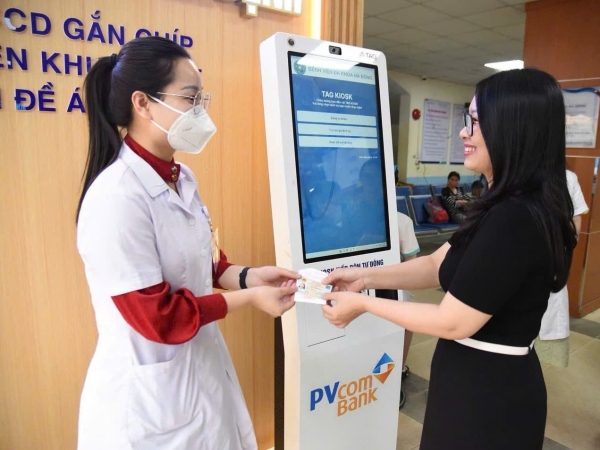 Bệnh viện Đa khoa Hà Đông: Dấu ấn chuyển đổi số toàn diện, hướng tới bệnh viện thông minh