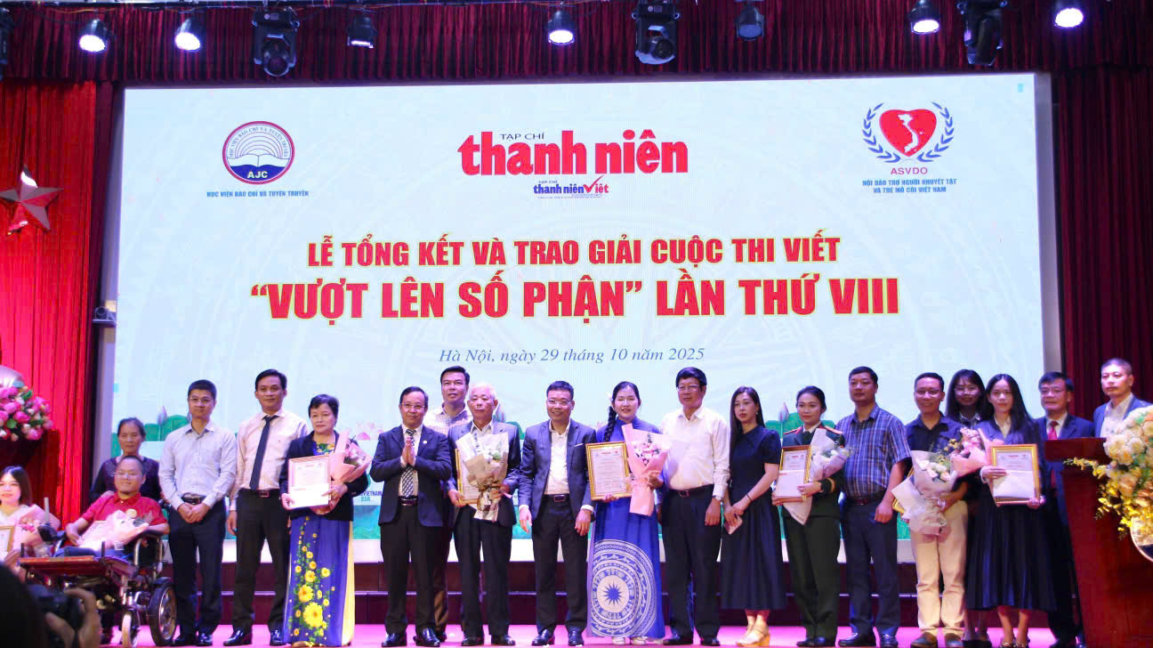Chào năm mới 2026: Tạp chí Thanh niên cùng tuổi trẻ Việt Nam tự hào, vững tin theo Đảng  - Ảnh 10.