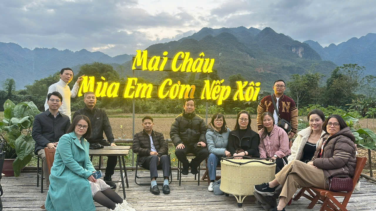 Chào năm mới 2026: Tạp chí Thanh niên cùng tuổi trẻ Việt Nam tự hào, vững tin theo Đảng