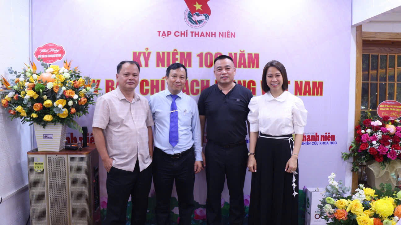 Chào năm mới 2026: Tạp chí Thanh niên cùng tuổi trẻ Việt Nam tự hào, vững tin theo Đảng  - Ảnh 7.