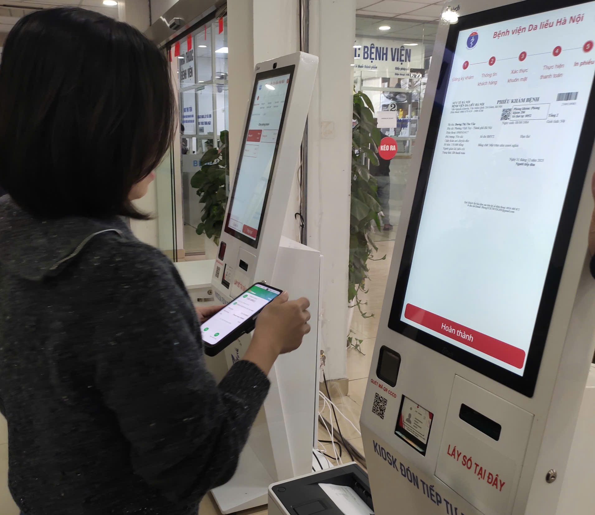 Giảm thủ tục, tăng tiện ích cho người bệnh nhờ chuyển đổi số tại Bệnh viện Da liễu Hà Nội Giảm thủ tục, tăng tiện ích cho người bệnh nhờ chuyển đổi số tại Bệnh viện Da liễu Hà Nội